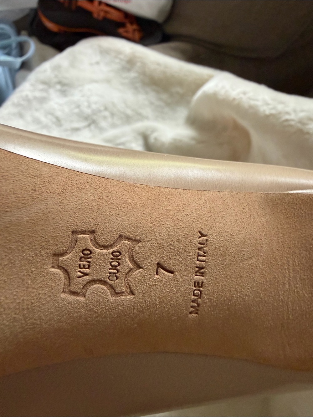 Tory Burch Blush-to-Plum Ombre Pointed Toe Pumps - Picture 6 of 6